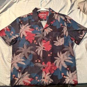 NWOT Bearbottom Cabana Camp Collar Button-Down Shirt - Size L